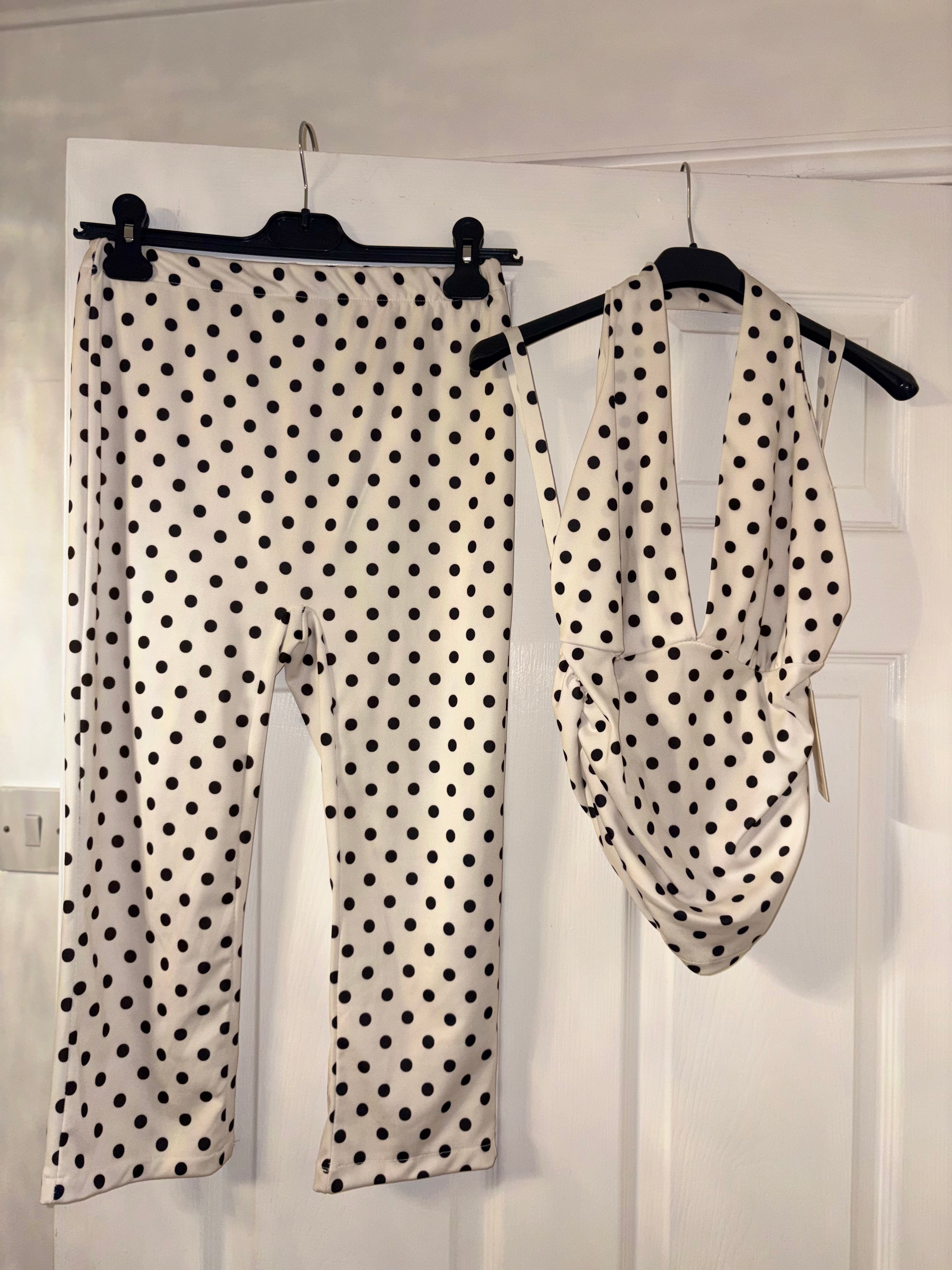 Polka dot coord set one size fits 8-12