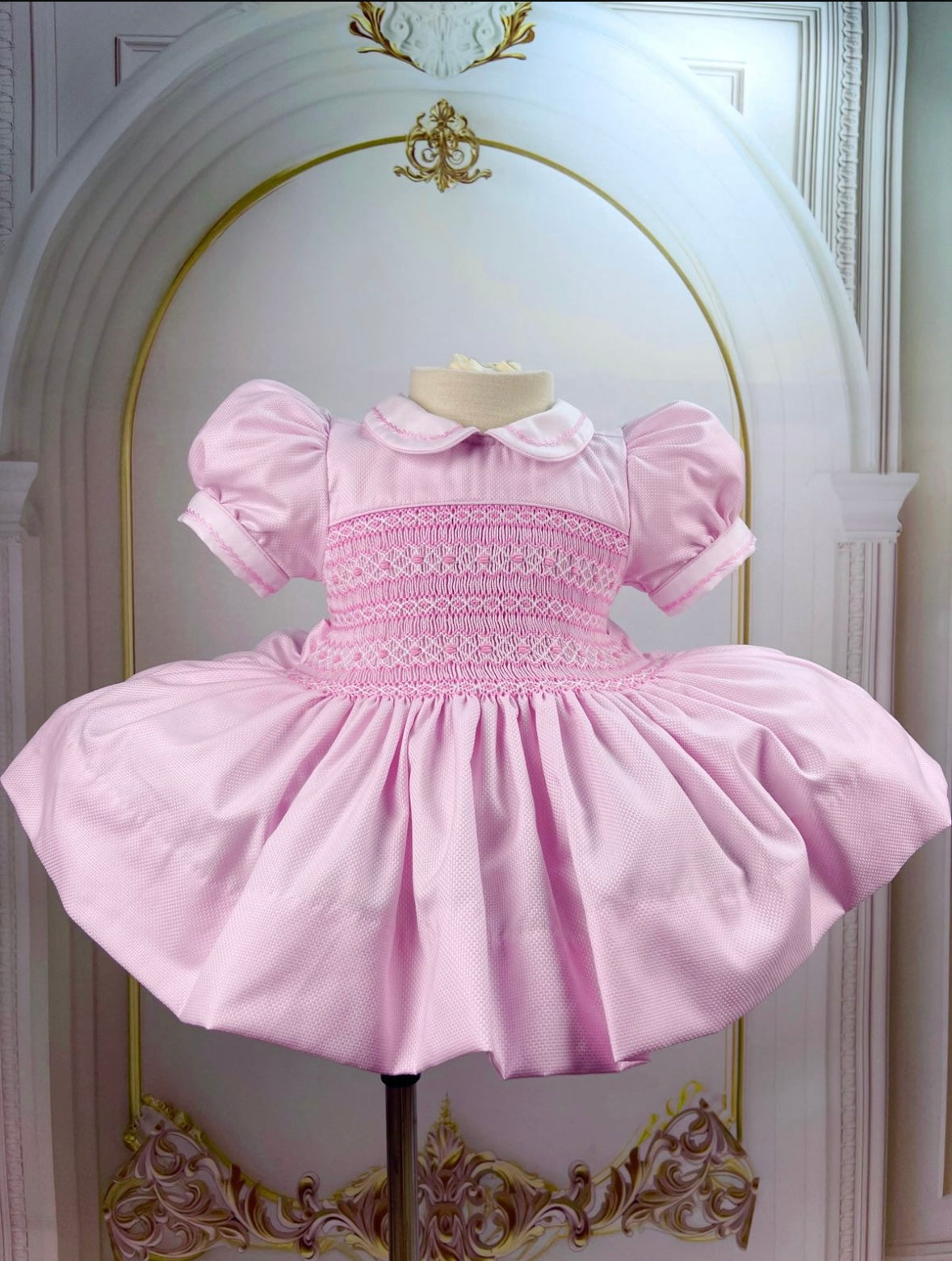 Pre order due in stock 10th -14th December    Pink smock dress