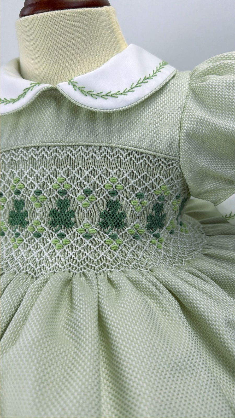 Pre order due in 15th February Smock dress